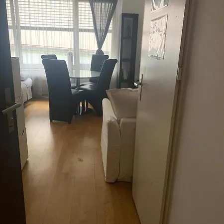 Studio Jet D'eau Apartment